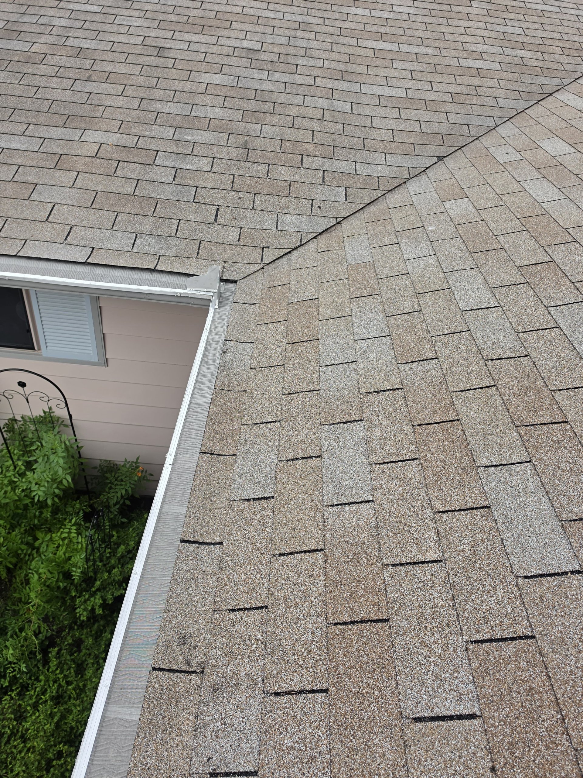 Gutter installation in San Antonio, Seamless gutters in San Antonio, Gutter services in San Antonio, Gutter repair in San Antonio, Gutter replacement in San Antonio (3).jpg