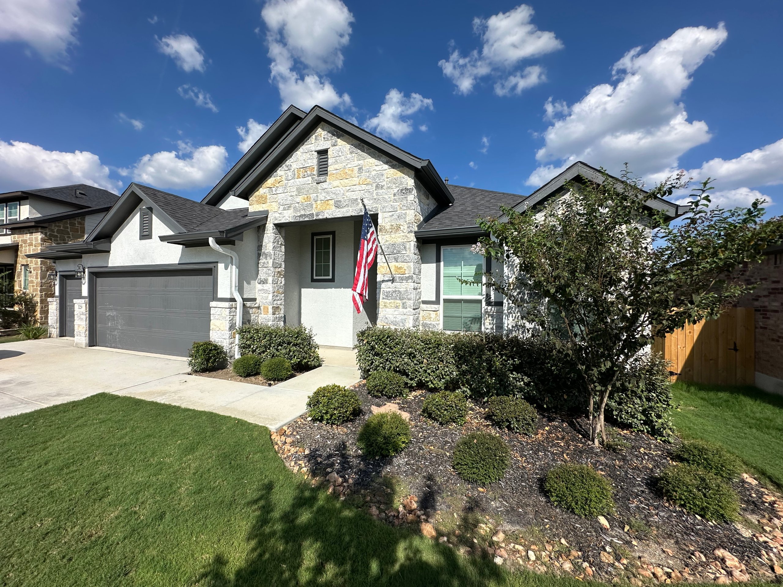 Gutter installation in Cibolo, Seamless gutters in Cibolo, Gutter services in Cibolo, Gutter repair in Cibolo, Gutter replacement in Cibolo (24).jpg